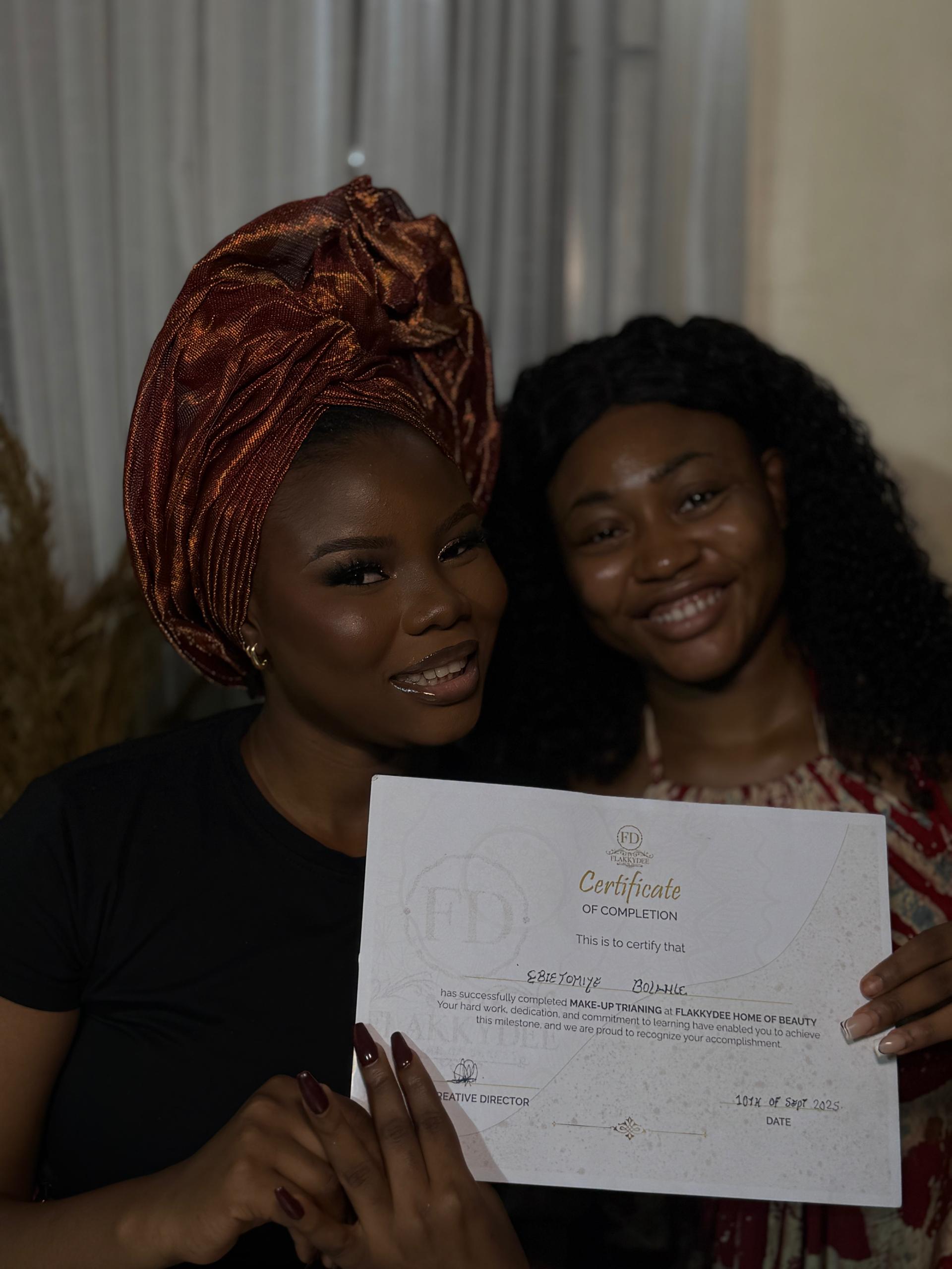 Makeup Training in Abule Egba Lagos — FlakkyDee MakeOva School
